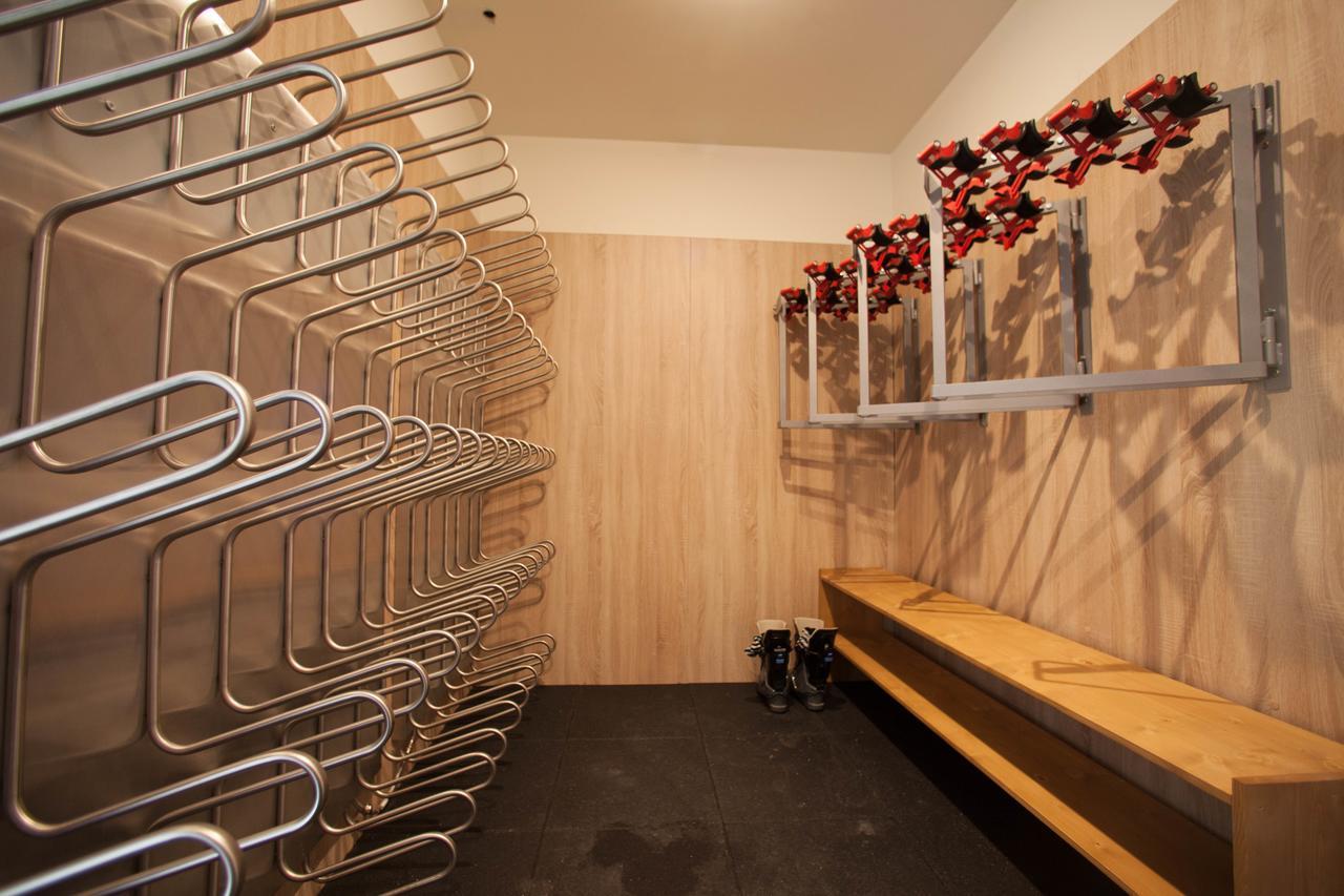 Amira Boutique Hotel Bansko Luaran gambar The locker room at the Olympic Stadium in Munich